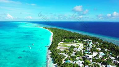热带岛视图夏天白色天堂沙子海滩阿卡蓝色的海洋背景色彩鲜艳的